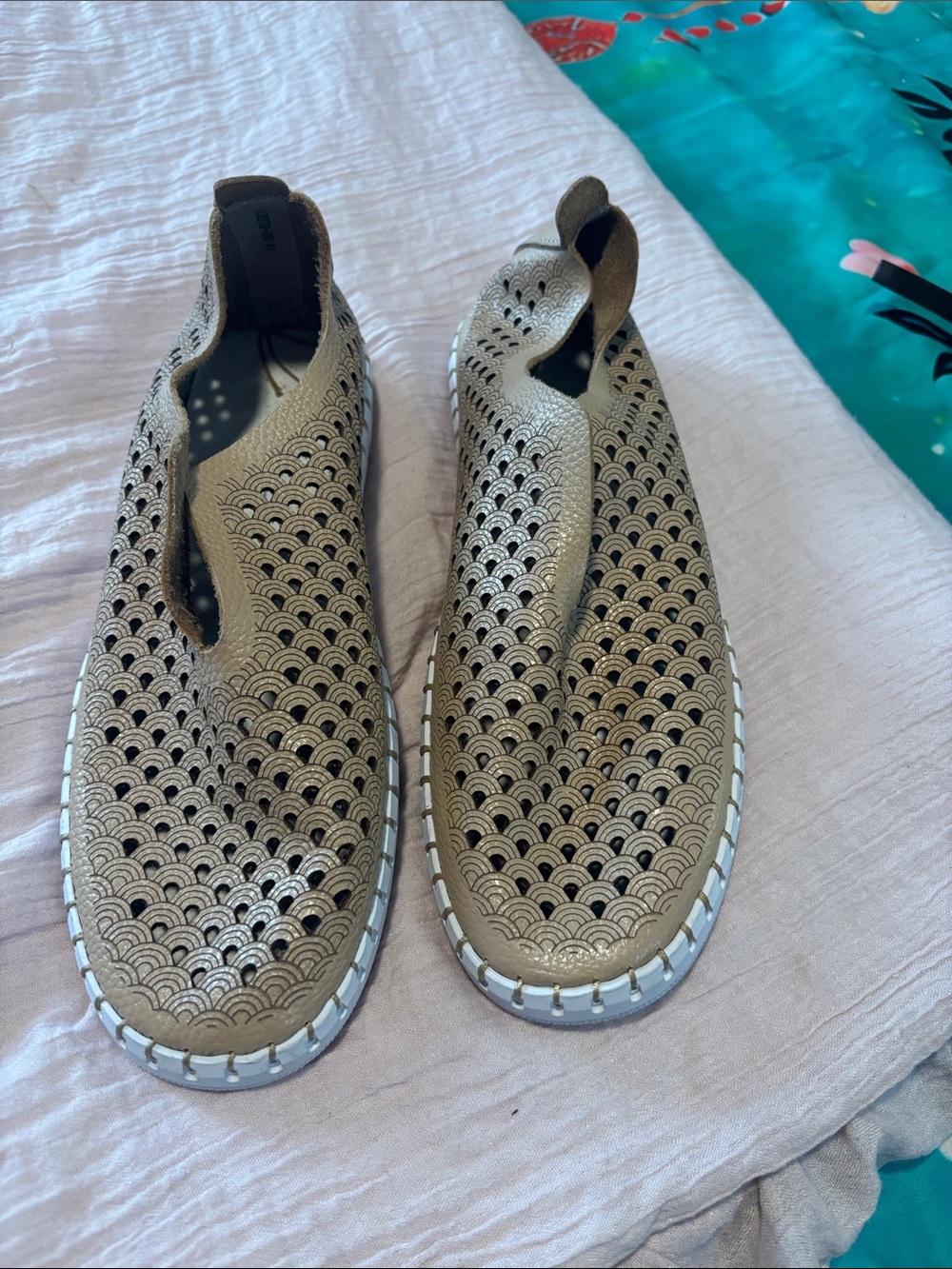 Women shoes
